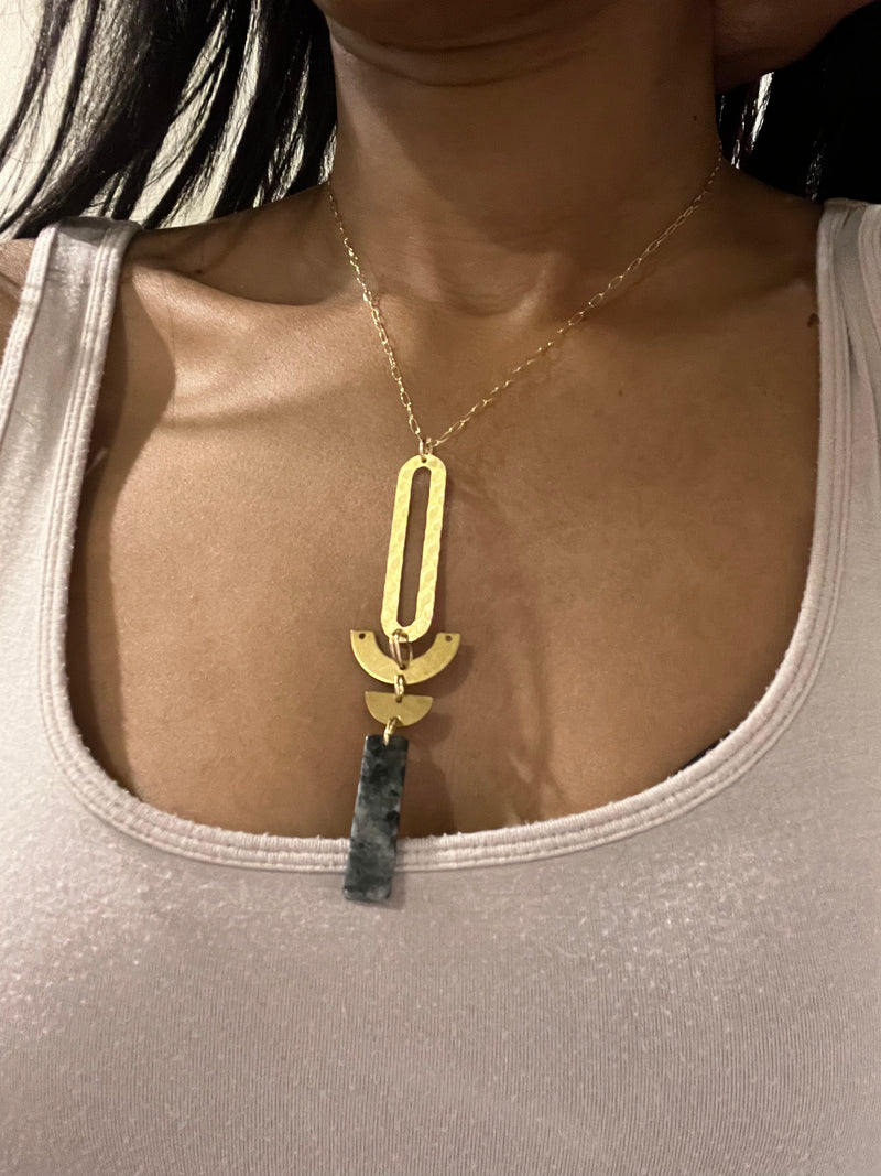 Labradorite Elevate Pendant